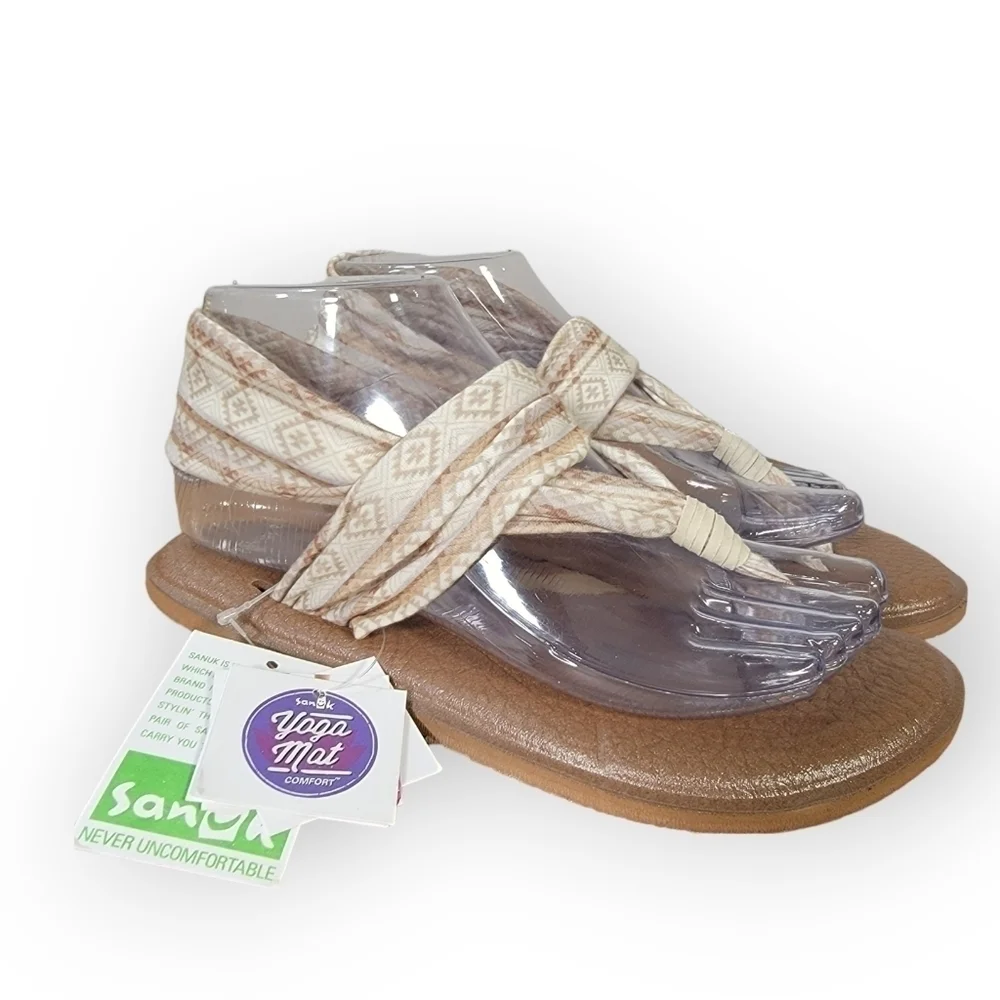NEW Sanuk Yoga Sling 2 Tan Cream Comfy Sandals Fabric Yoga Mat Size 6